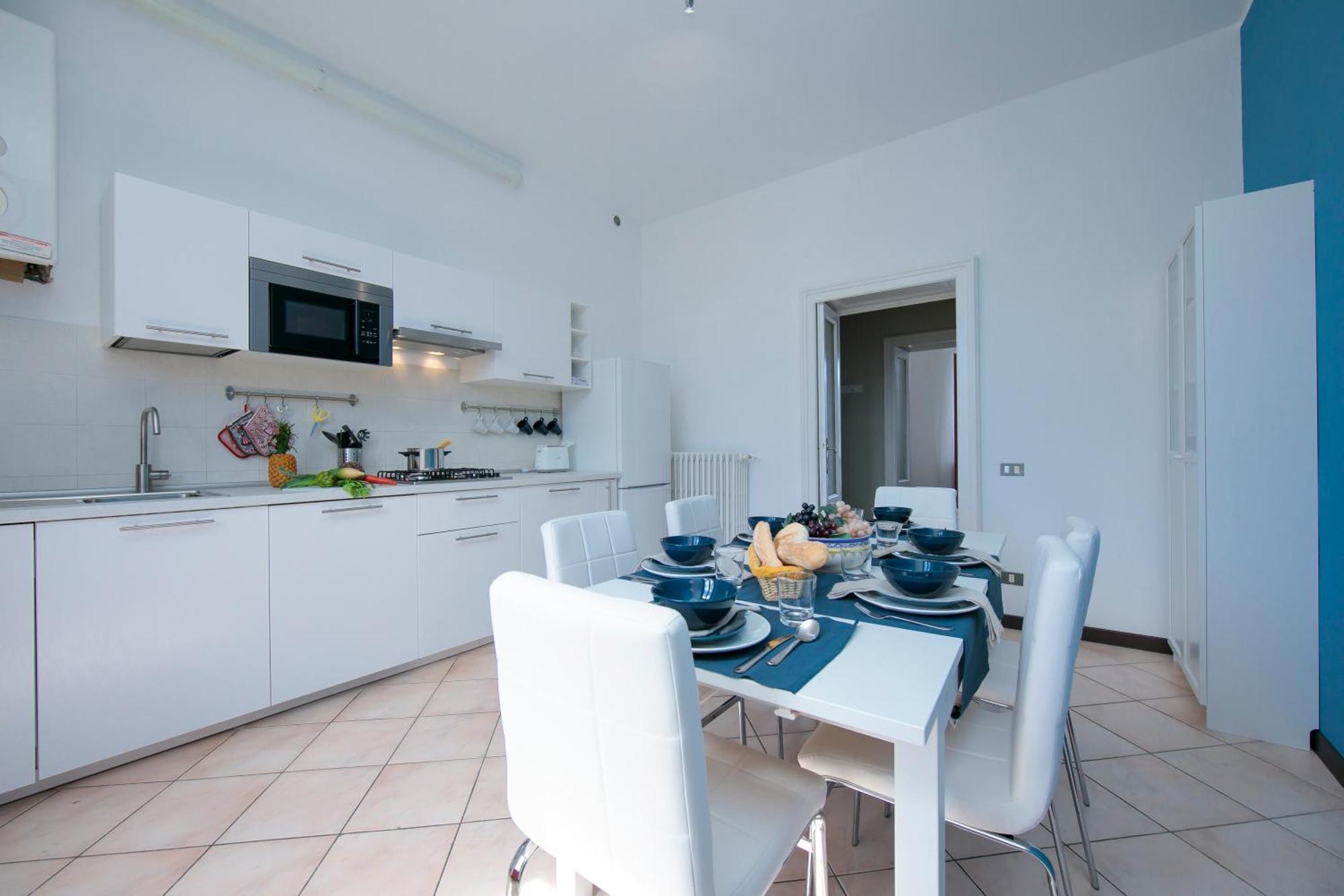 Residenza Oleandro Lake View Luino Center - Happy Rentals Екстериор снимка